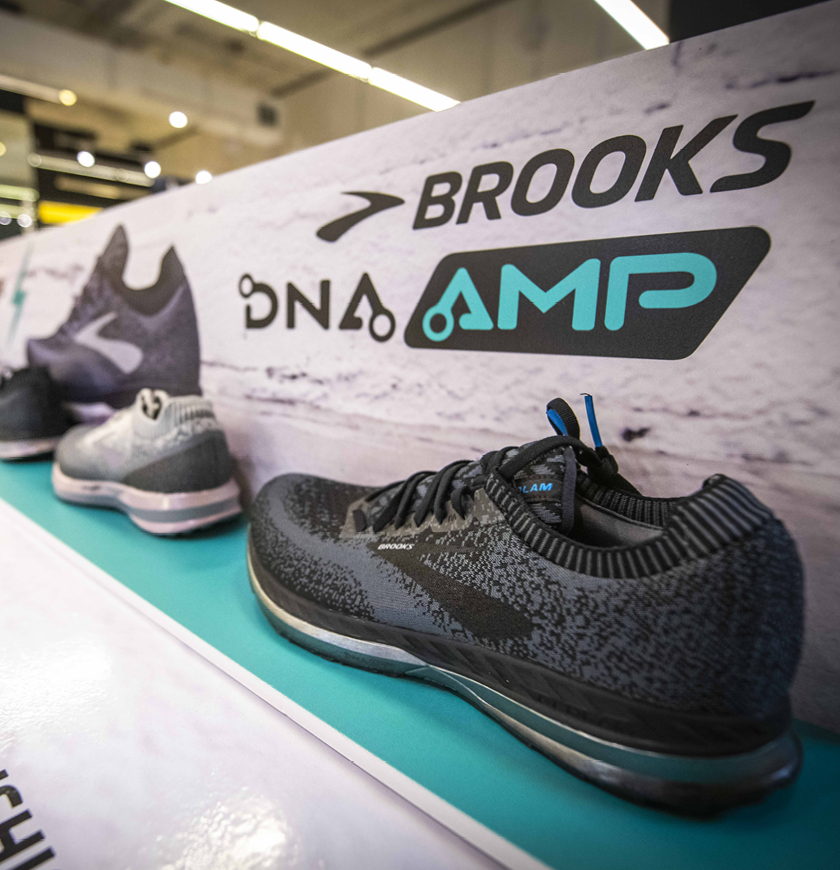 Brooks-DNA-Loft-Display4