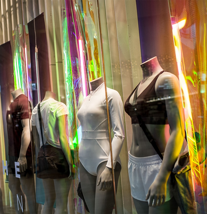 lululemon - Window Display - Breathe It All In - Dashing Group