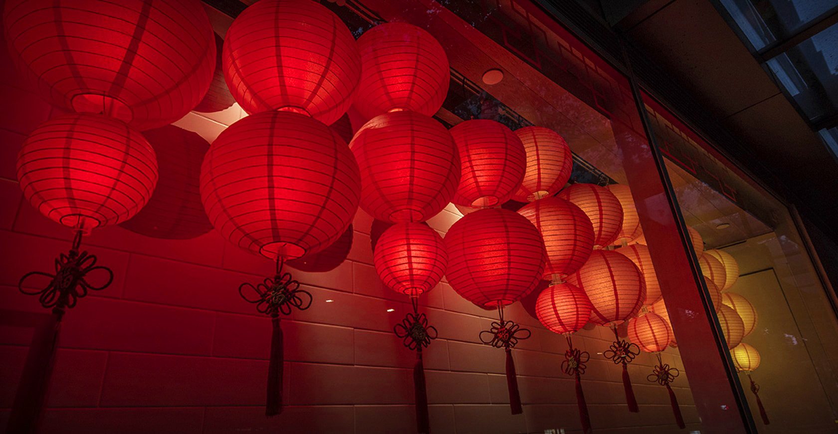 Dashing-OPSM-Lunar-Chinese-New-Year-Lanterns