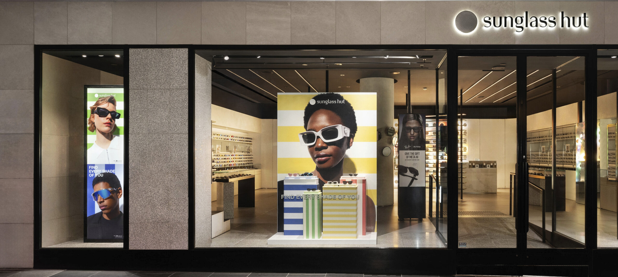 Sunglass Hut