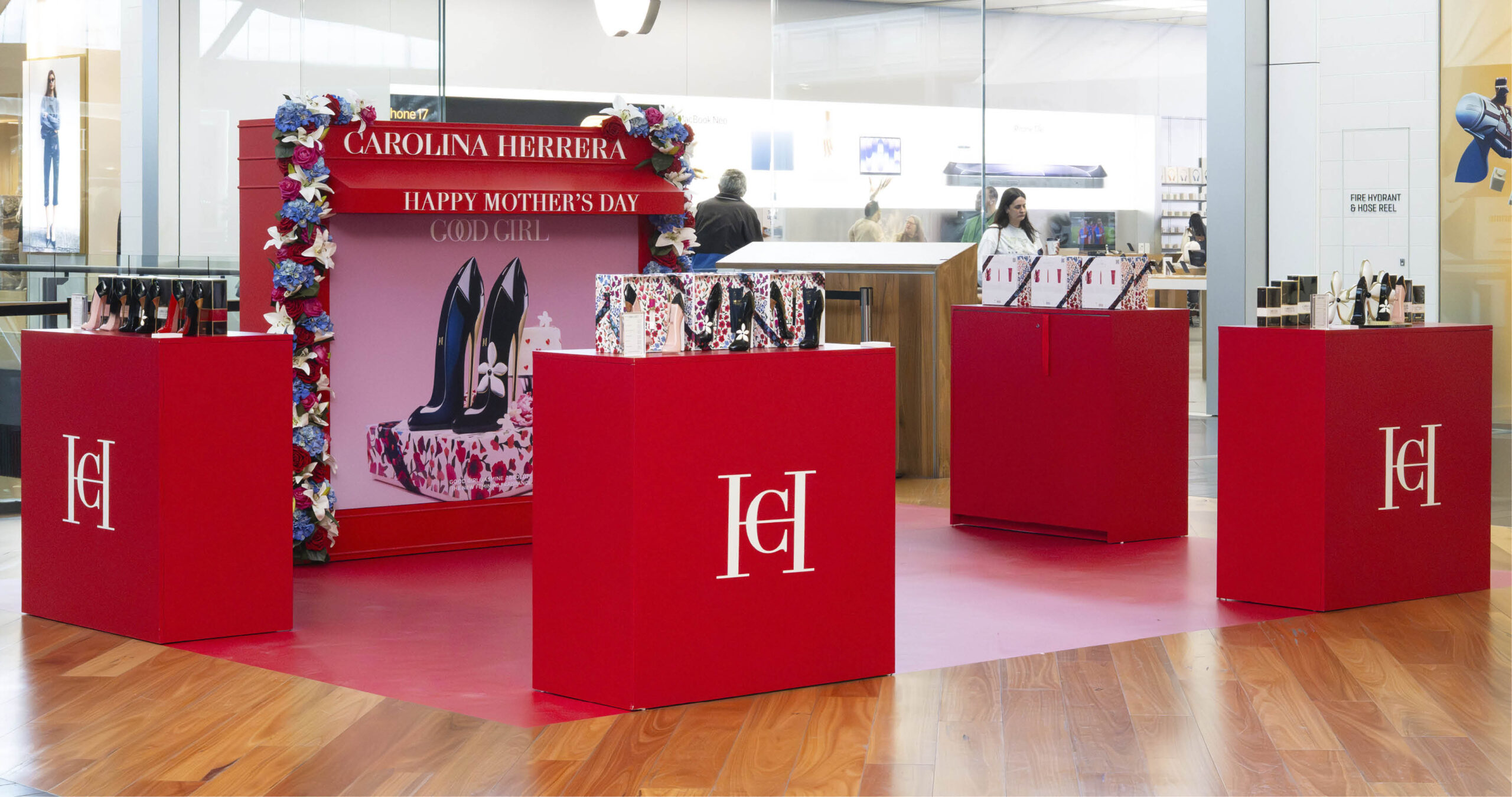 Carolina Herrera - Mother’s Day 2026