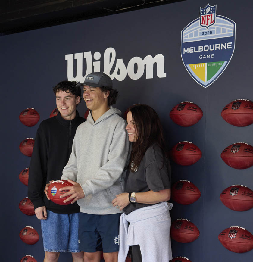 Wilson NFL Pop up