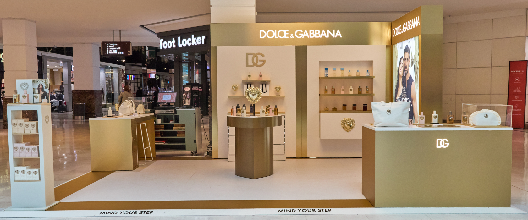 Dolce & Gabbana - Devotion Pop Up